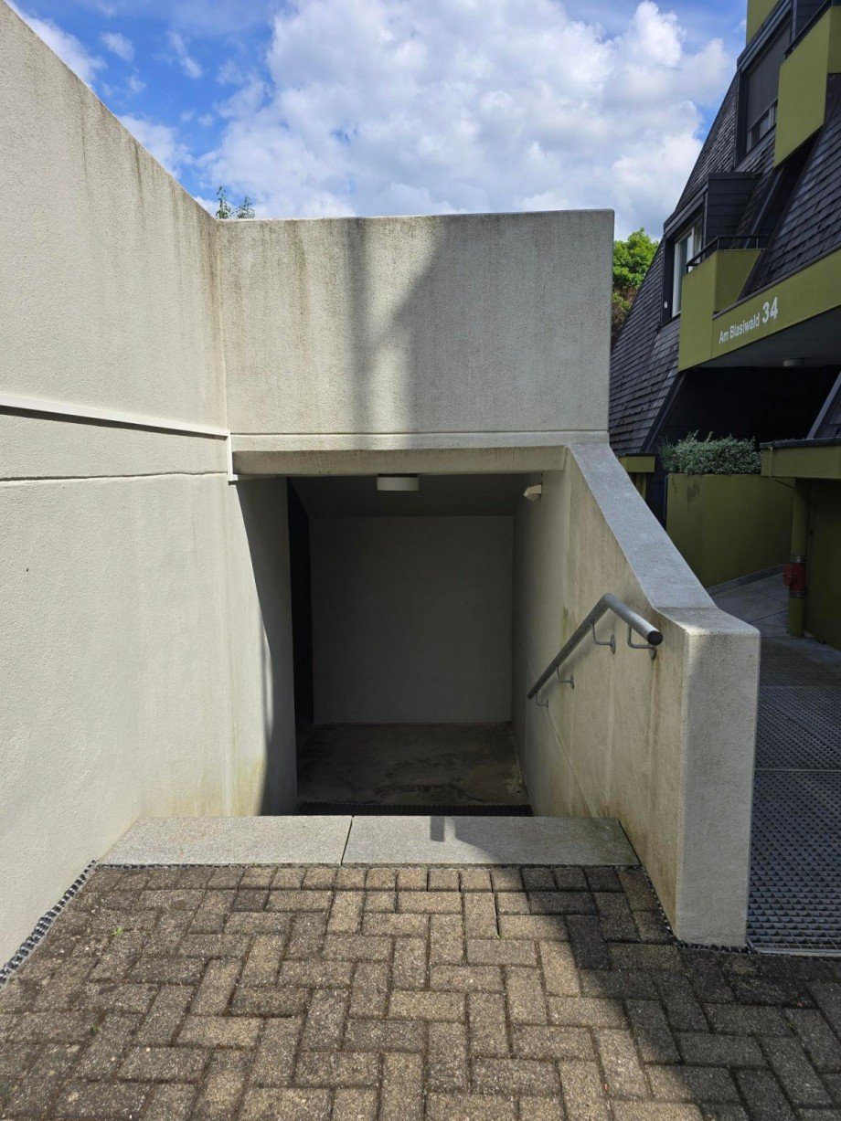Zugang Garage Etagenwohnung Waldkirch