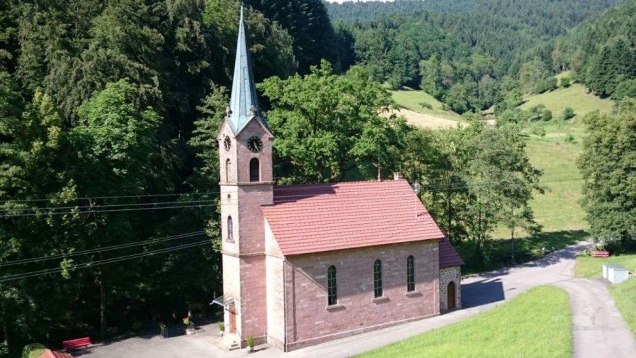 23055d6b-3d0a-42b8-a9f6-caf524976bba-1040468385 Haus Oberharmersbach