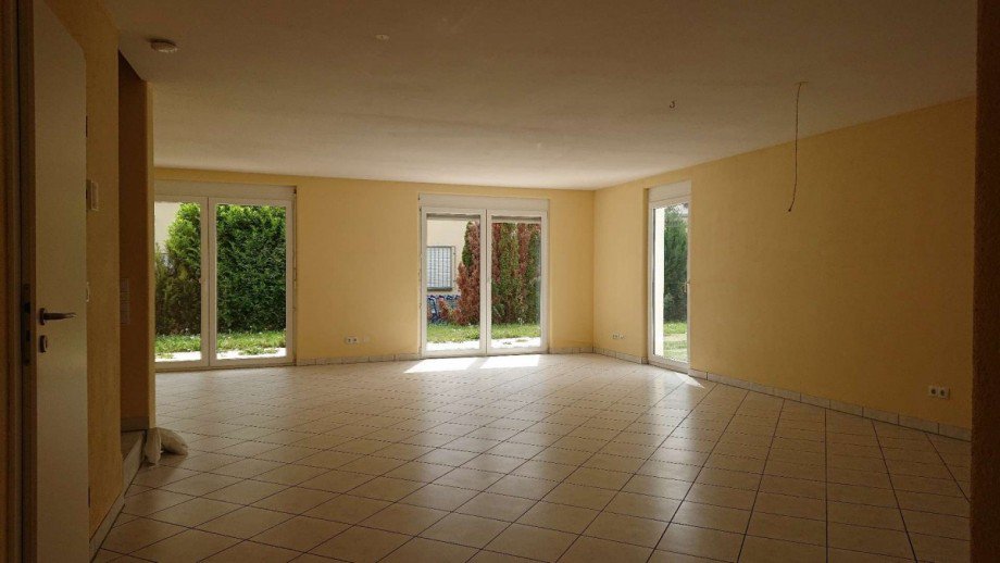 89afe550-5780-4b9a-9e8a-685466789945-1368216647 Doppelhaush�lfte Vogtsburg