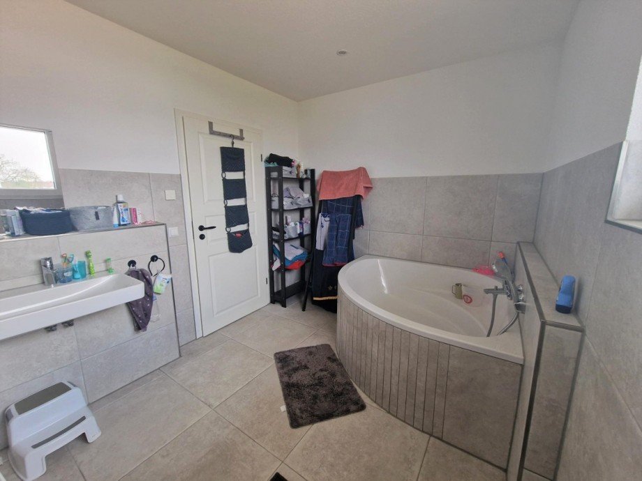 Badezimmer OG Doppelhaush�lfte Wyhl am Kaiserstuhl