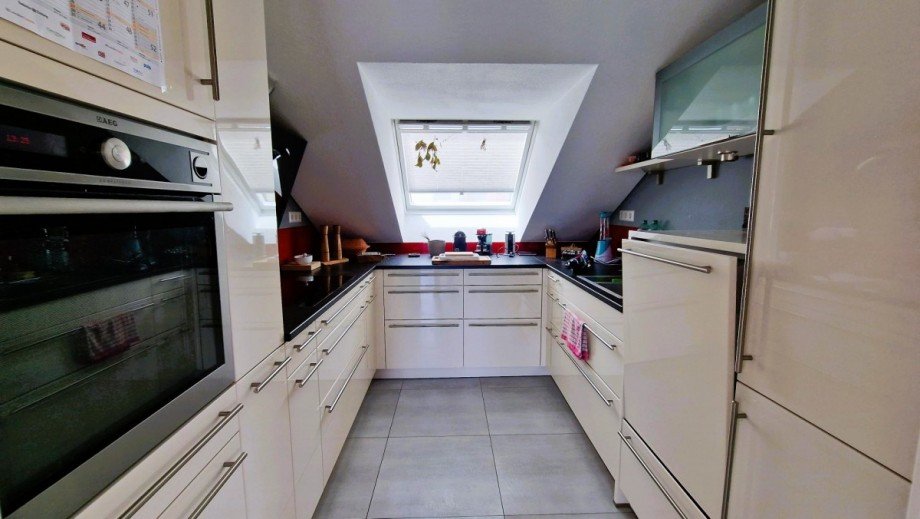 K�che mit EBK Etagenwohnung Emmendingen