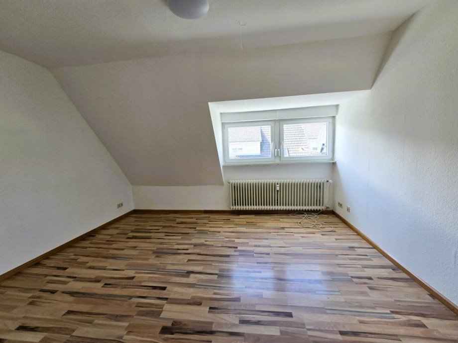 Zimmer 1 Dachgeschosswohnung Kenzingen